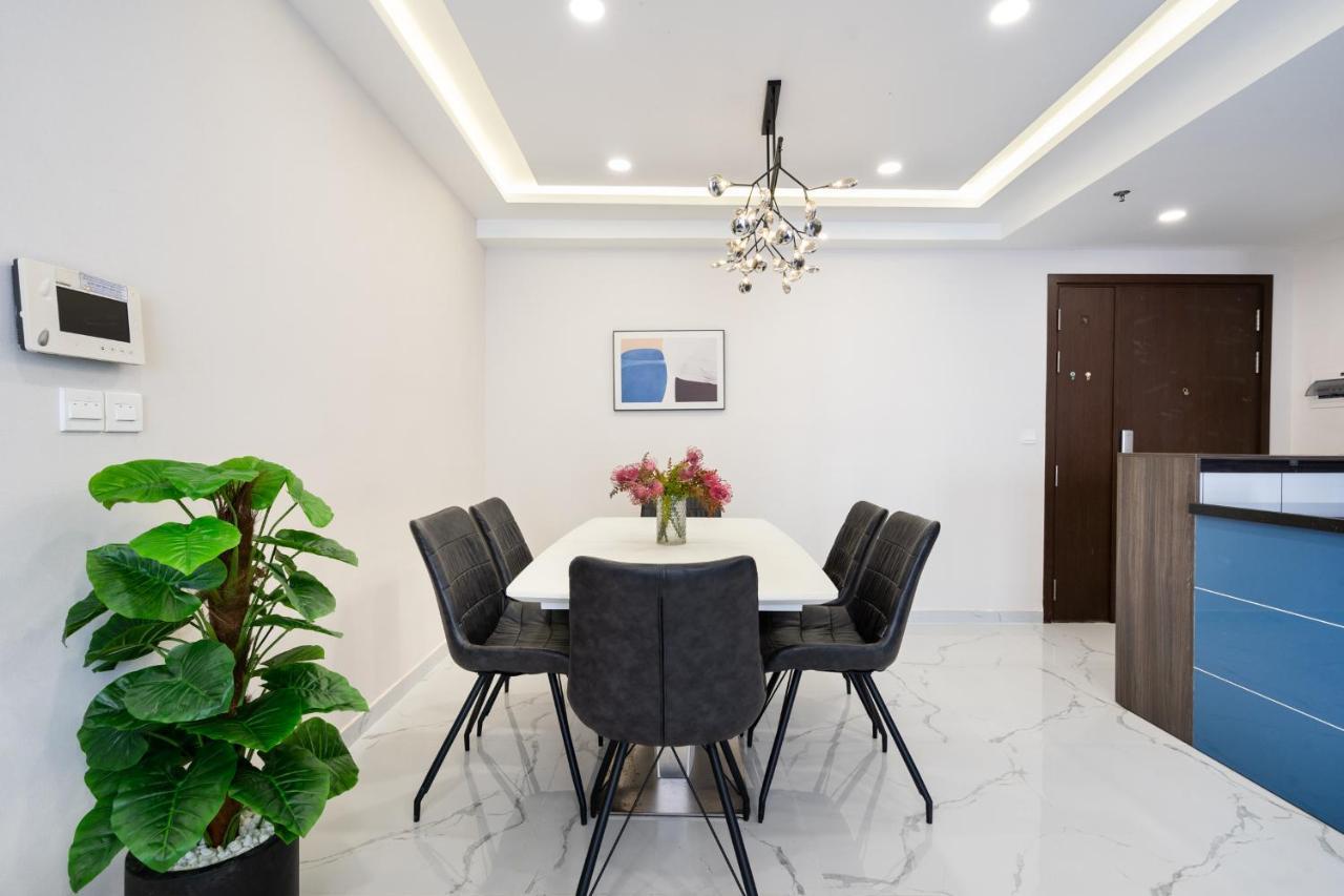 Homet Saigon Rivergate - Free Pool & Gym & Pickup Services Ho Chi Minh-byen Eksteriør bilde